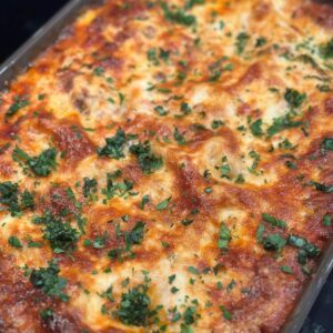 Chicken Lasagna (Minced beef sauce, bechamel sauce, mozzarella, parmesan cheese, with salad)